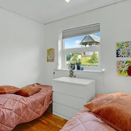 Stunning In With Wifi And 4 Bedrooms *